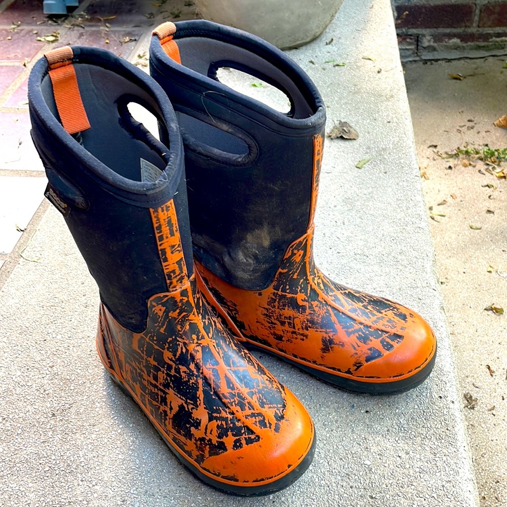 Boggs kids boots